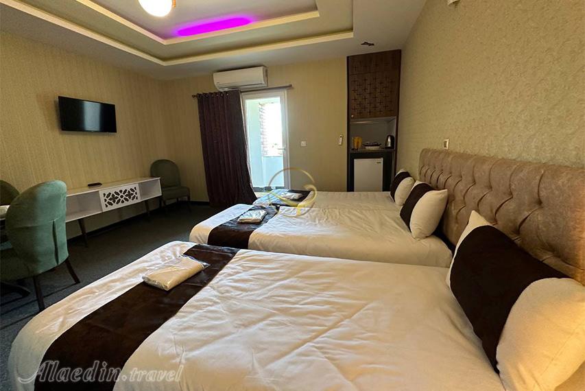 هتل آسمان شهر ساری | علاالدین تراول