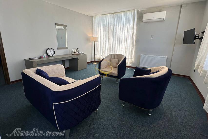 هتل آسمان شهر ساری | علاالدین تراول