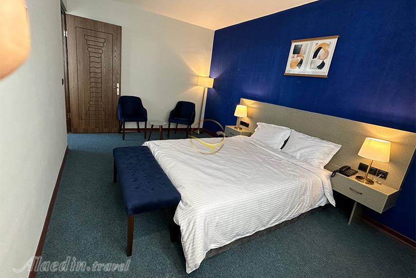 هتل آسمان شهر ساری | علاالدین تراول