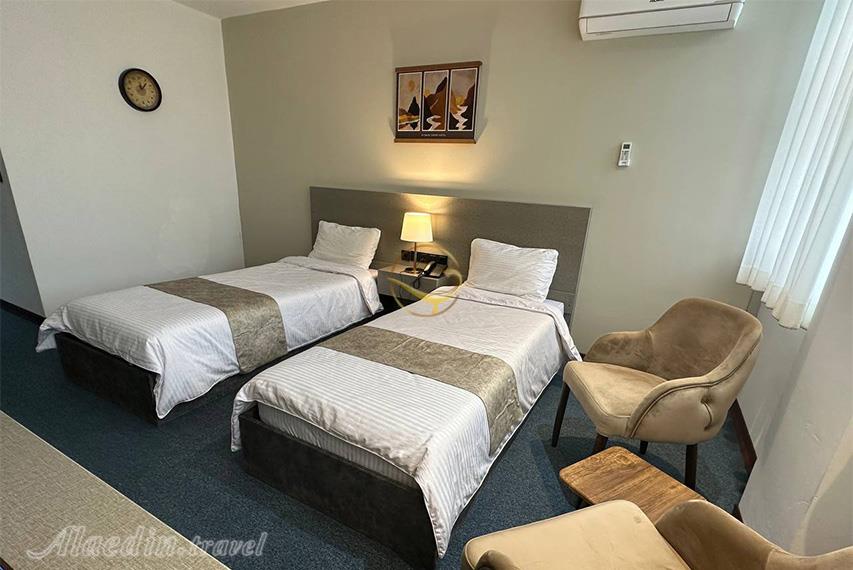 هتل آسمان شهر ساری | علاالدین تراول