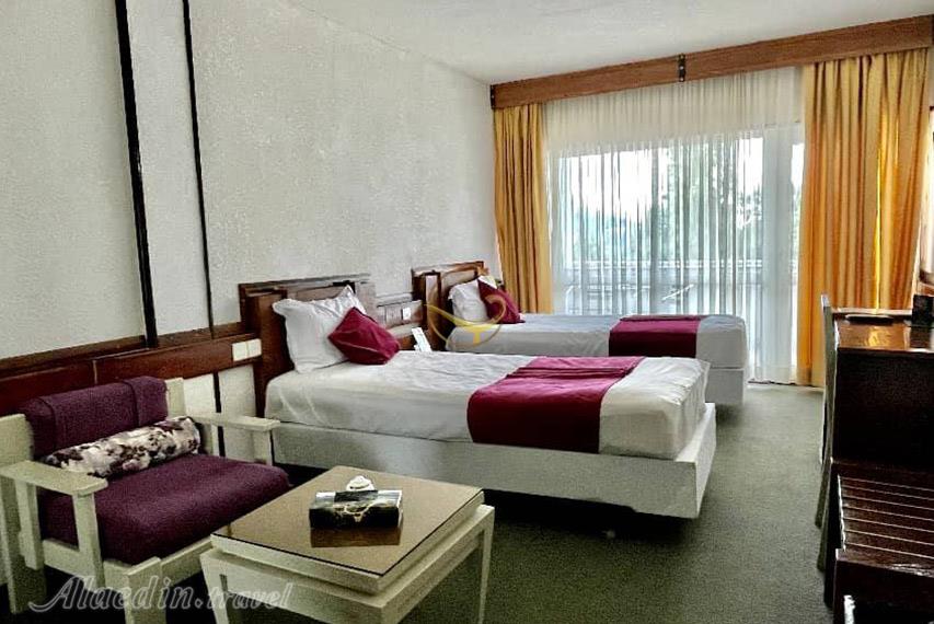 نمای درون اتاق هتل 4 ستاره سالار دره ساری | علاءالدین تراول