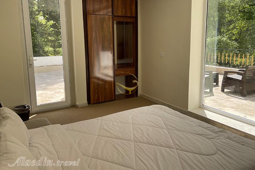 نمای درون اتاق هتل 4 ستاره سالار دره ساری | علاءالدین تراول