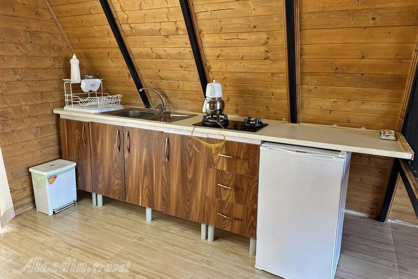 واحد تمشک هتل دنسه بام هیرکانی سوادکوه | علاالدین تراول