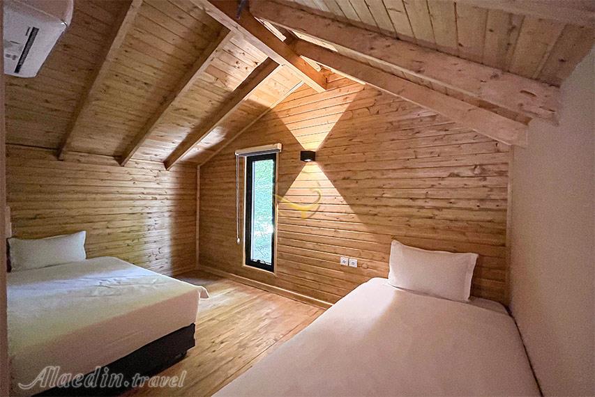 هتل جنگلی میزبان سوادکوه | علاالدین تراول