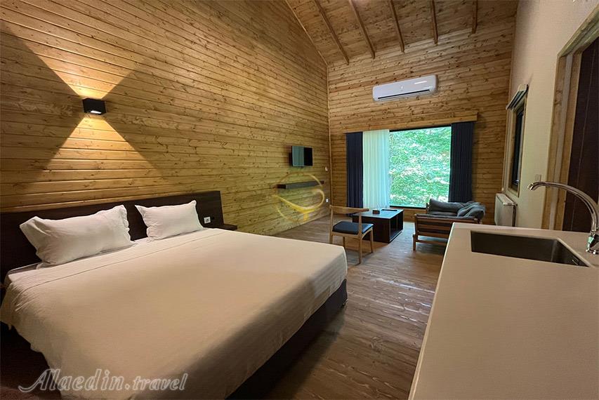 هتل جنگلی میزبان سوادکوه | علاالدین تراول