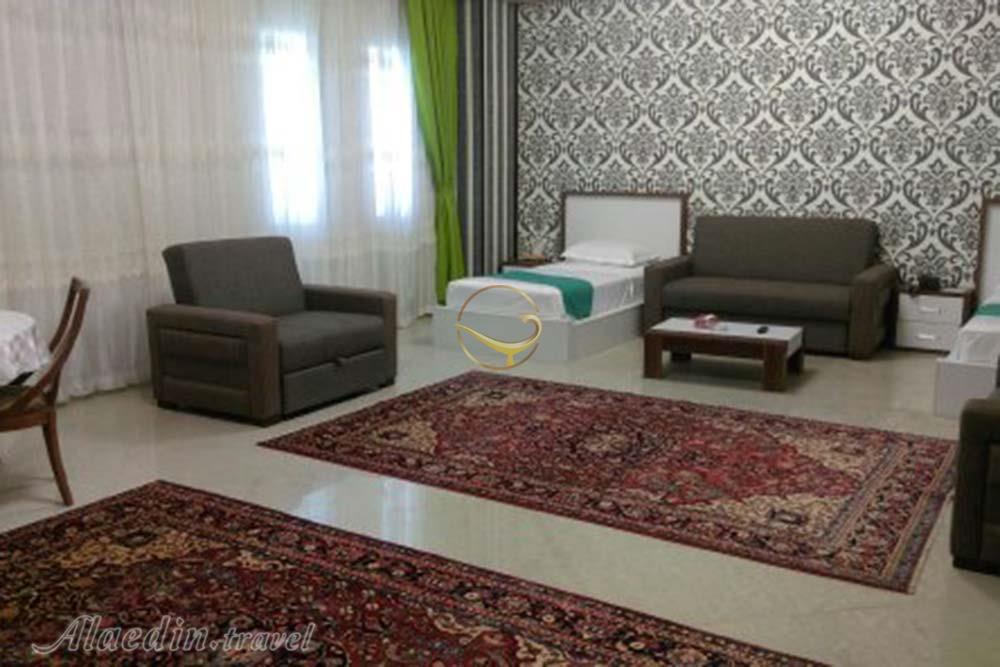 اتاق دوتخته تویین هتل 5 ستاره گوتکه مال سمنان | علاءالدین تراول