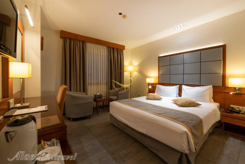 هتل الیزه شیراز | علاءالدین تراول