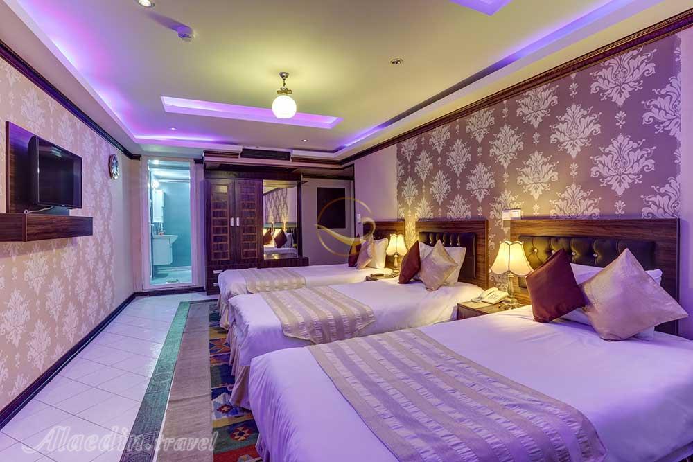 اتاق سه تخته هتل 4 ستاره کریم خان شیراز | علاءالدین تراول