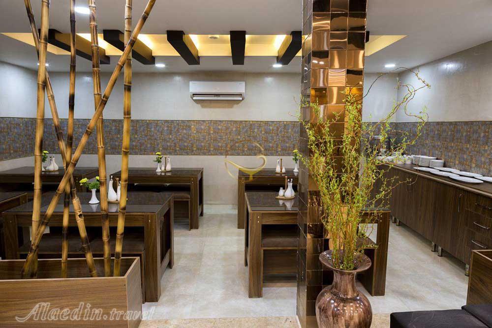 رستوران هتل کیوان شیراز | علاءالدین تراول