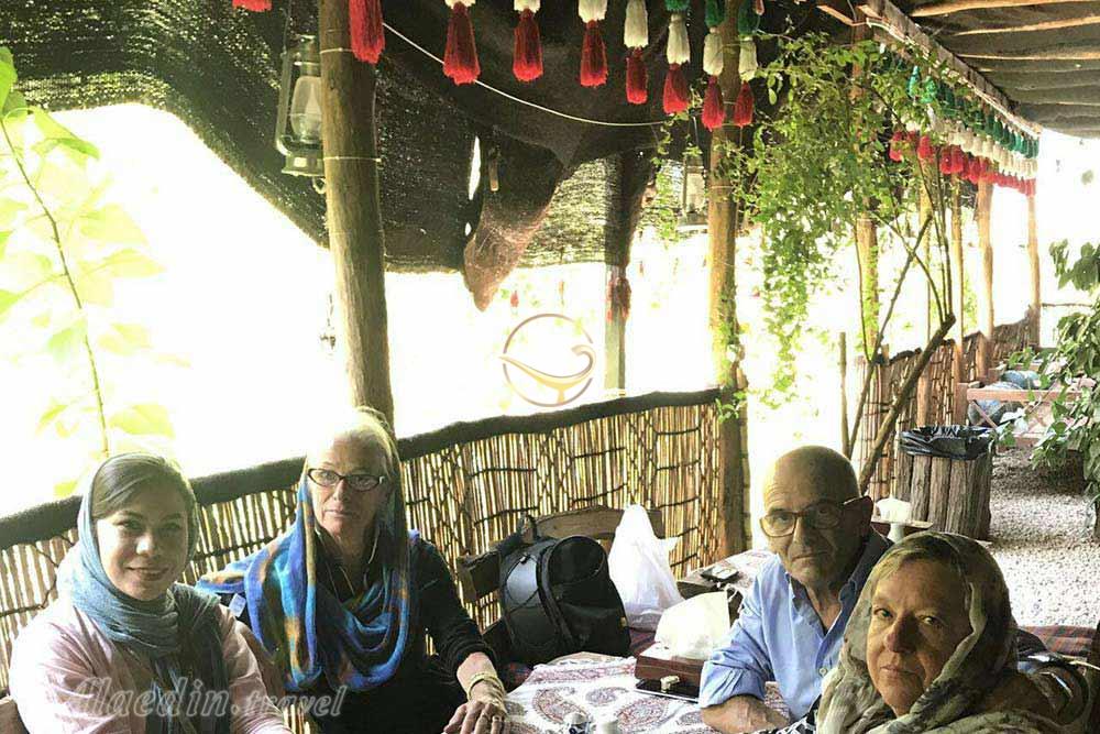 رستوران اقامتگاه بومگردی خانه باغ ایرانی شیراز | علاءالدین تراول