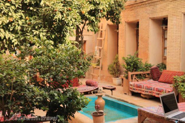 اقامتگاه سنتی ماه منیر | علاءالدین تراول