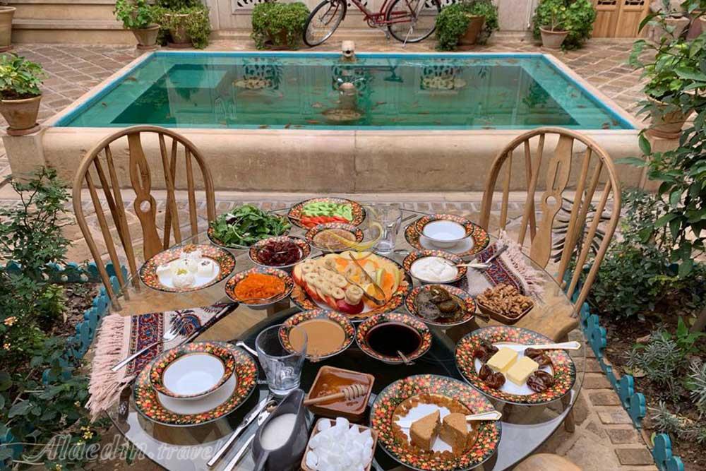 اقامتگاه خانه شیرازی | علاءالدین تراول