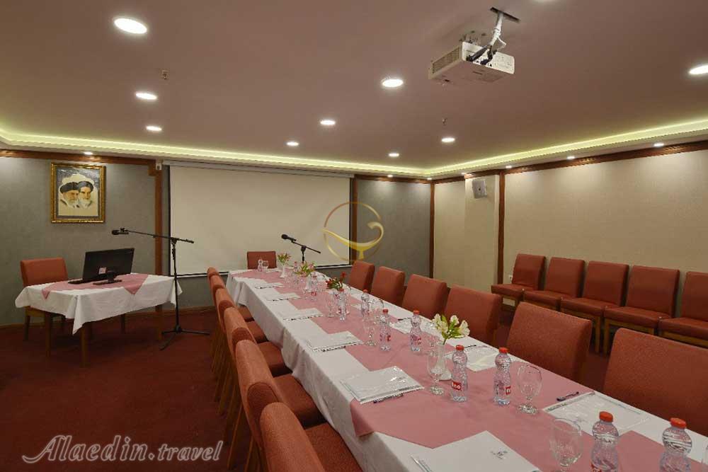 هتل 3 ستاره شیرازیس شیراز