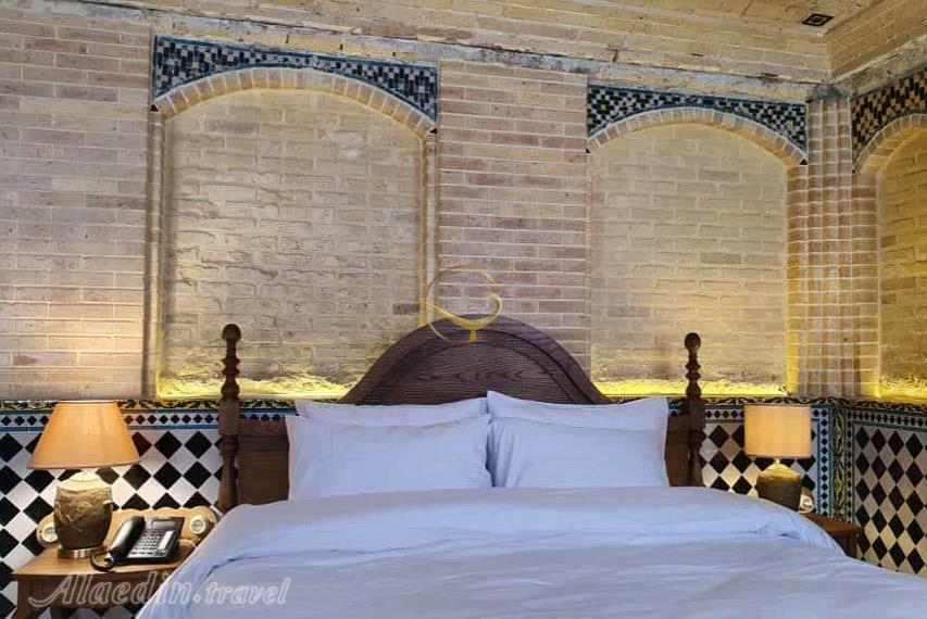 واحد شاباجی اقامتگاه بوم گردی والاد شیراز | علاالدین تراول