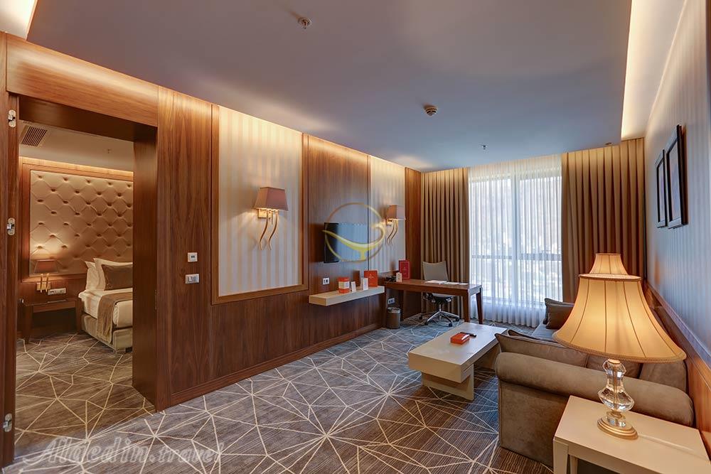 سوئیت جونیور هتل 5 ستاره کایا لاله پارک تبریز | علاءالدین تراول