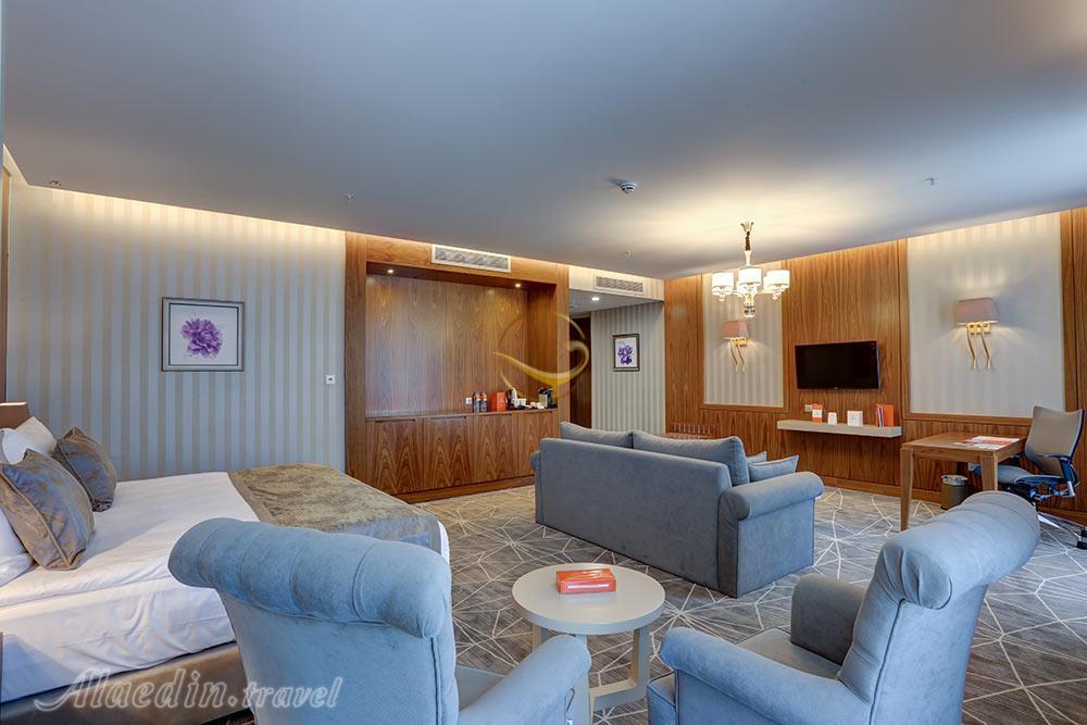 سوئیت رویال هتل 5 ستاره کایا لاله پارک تبریز | علاءالدین تراول