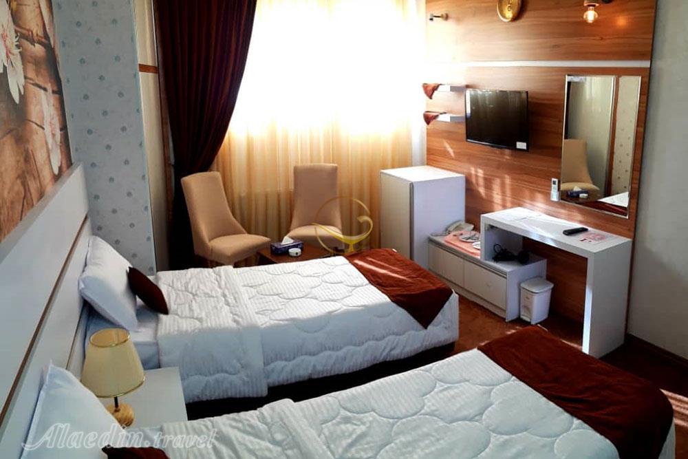 هتل سارای تبریز | علاءالدین تراول