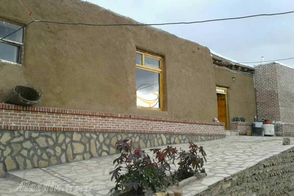 اقامتگاه بوم گردی آتر تکاب | علاءالدین تراول