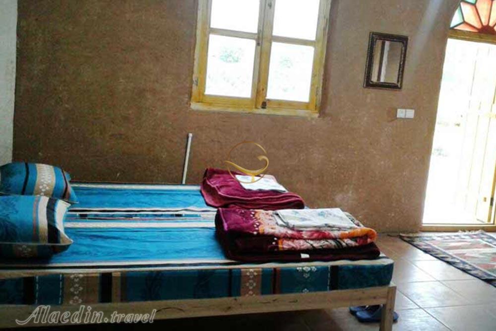 اقامتگاه بوم گردی آتر تکاب | علاءالدین تراول