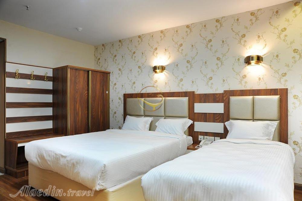 هتل آماتیس تهران | علاءالدین تراول