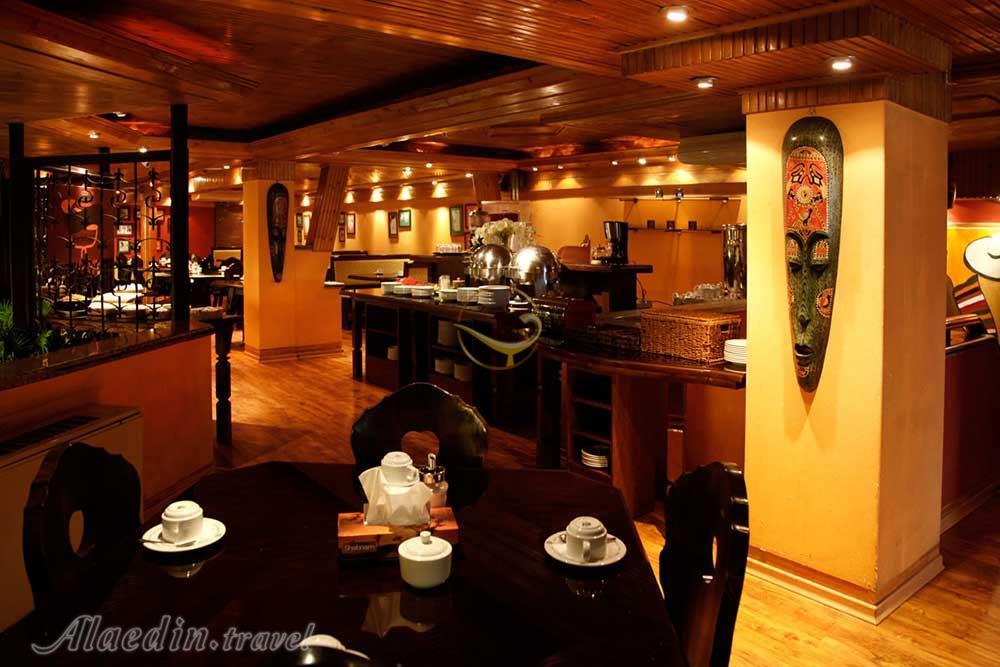 کافی شاپ هتل 3 ستاره امیر تهران | علاءالدین تراول