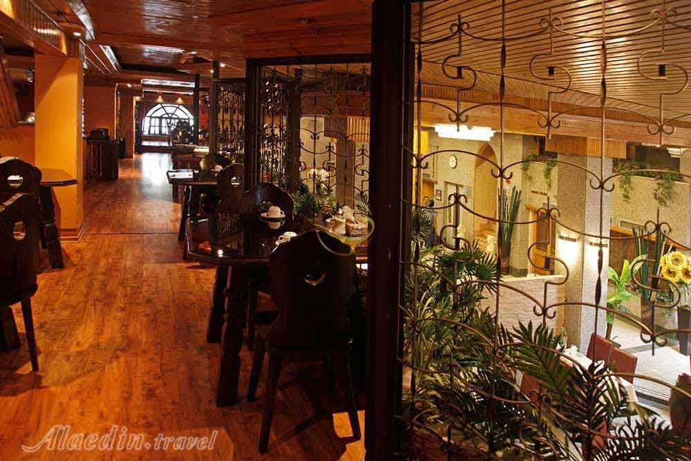 کافی شاپ هتل 3 ستاره امیر تهران | علاءالدین تراول