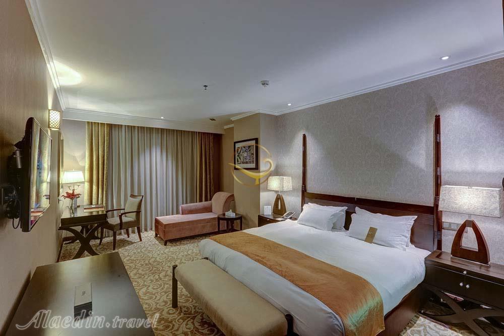 اتاق دوتخته دبل هتل 5 ستاره اسپیناس پالاس تهران | علاءالدین تراول