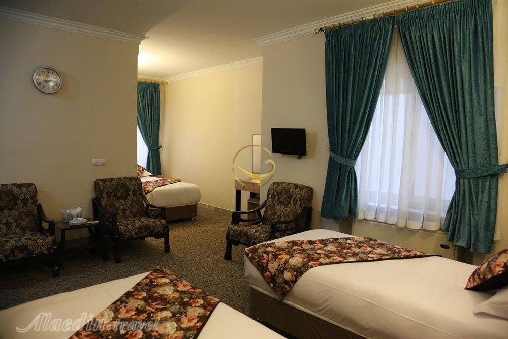 اتاق های هتل 3 ستاره هالی تهران | علاءالدین تراول