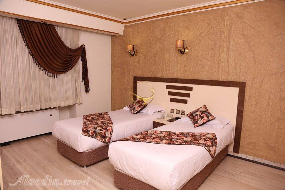 اتاق های هتل 3 ستاره هالی تهران | علاءالدین تراول