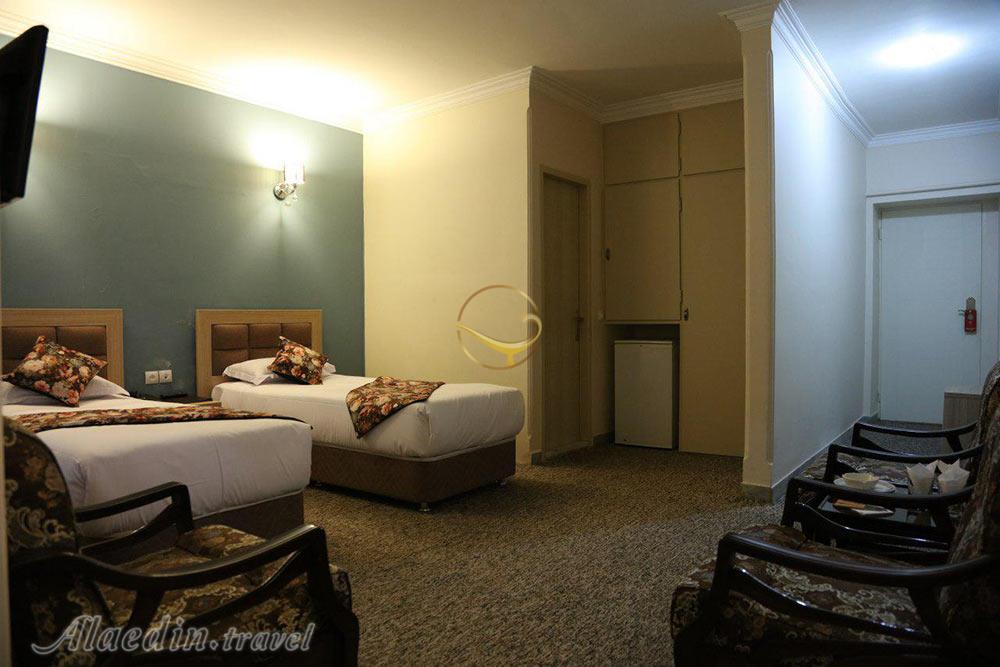 اتاق های هتل 3 ستاره هالی تهران | علاءالدین تراول