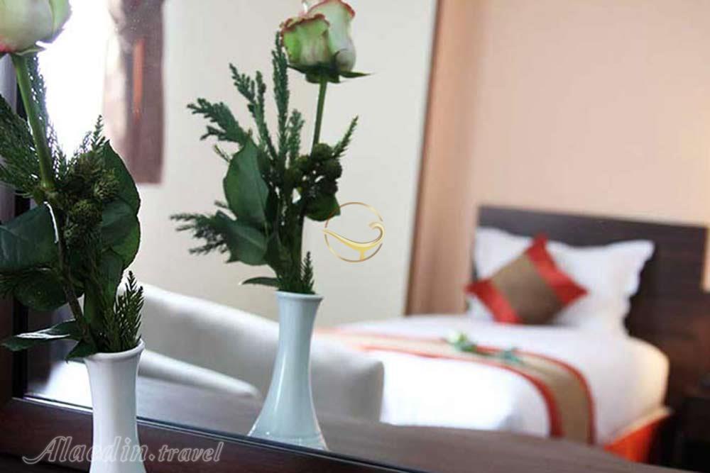 اتاق یک تخته هتل 3 ستاره حجاب تهران | علاءالدین تراول