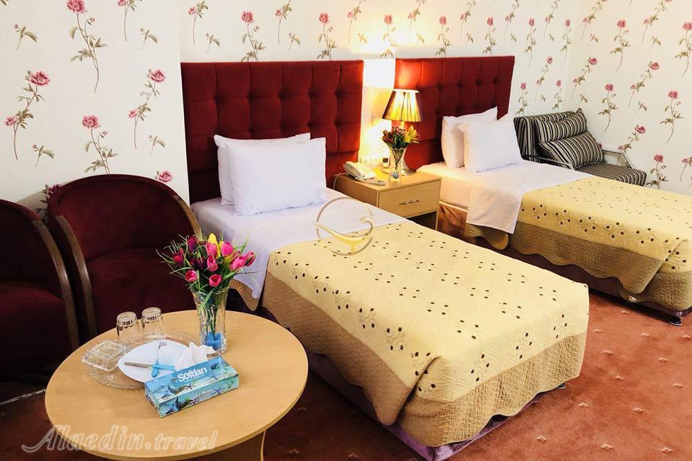 اتاق دو تخته تویین هتل سه ستاره ایران تهران | علاءالدین تراول