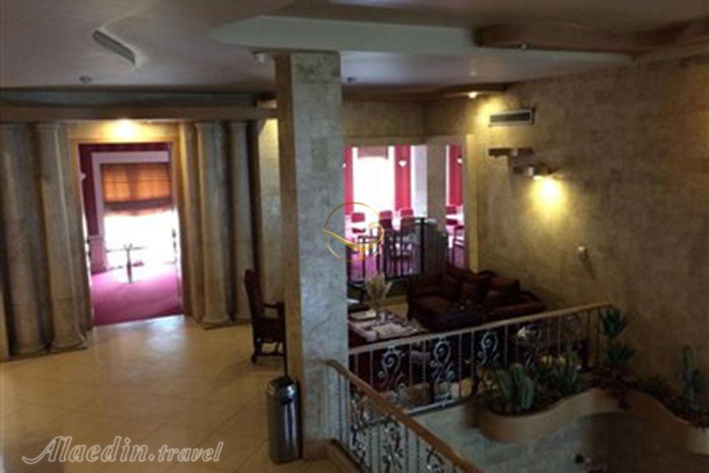 لابی هتل آپارتمان 3 ستاره جم تهران | علاءالدین تراول