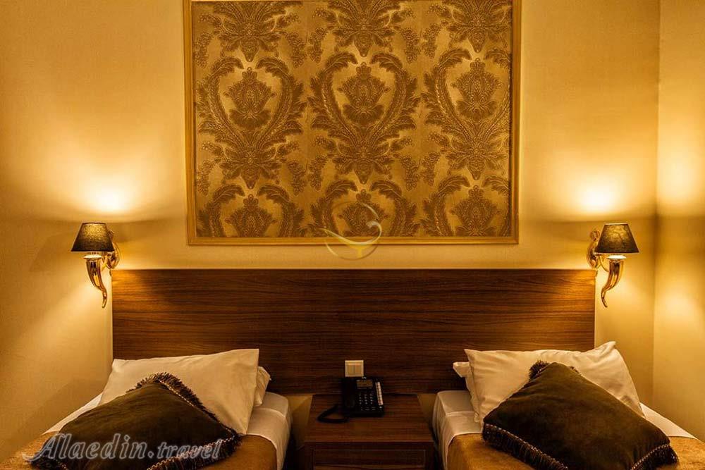 اتاق دو تخته تویین هتل 3 ستاره مارلیک تهران | علاءالدین تراول