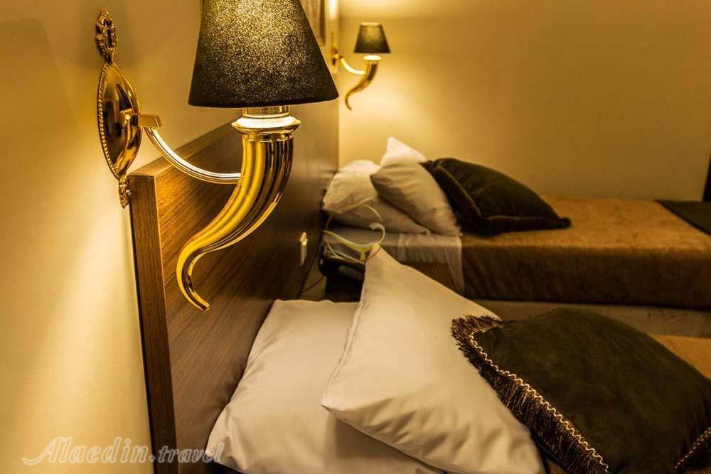 اتاق دو تخته تویین هتل 3 ستاره مارلیک تهران | علاءالدین تراول
