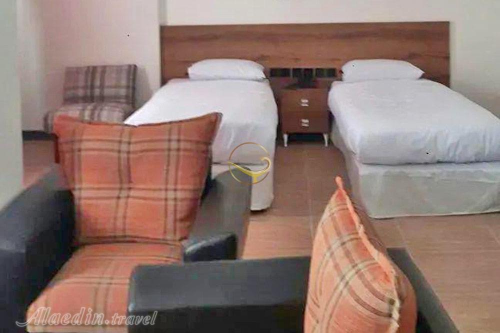 سوئیت سه نفره هتل نادری نو تهران | علاءالدین تراول