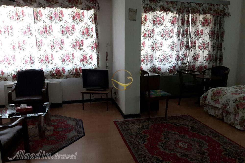 سوئیت دو نفره هتل نادری نو تهران | علاءالدین تراول