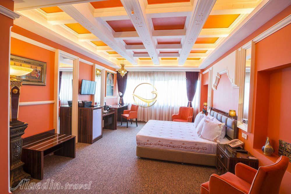 هتل 4 ستاره نیلو تهران | علاءالدین تراول