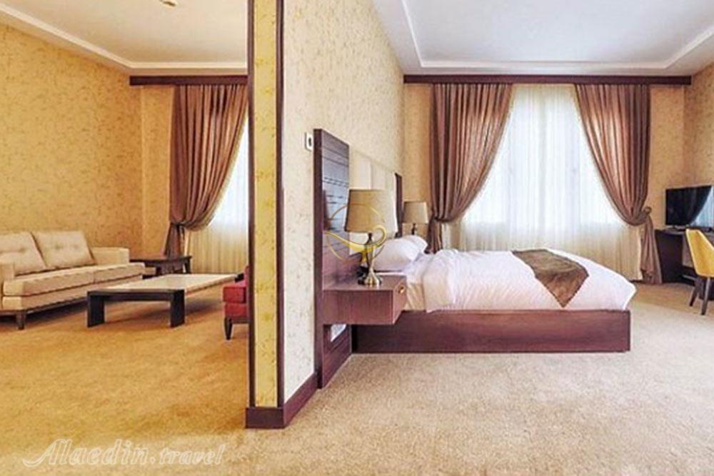 هتل پردیس تهران | علاءالدین تراول