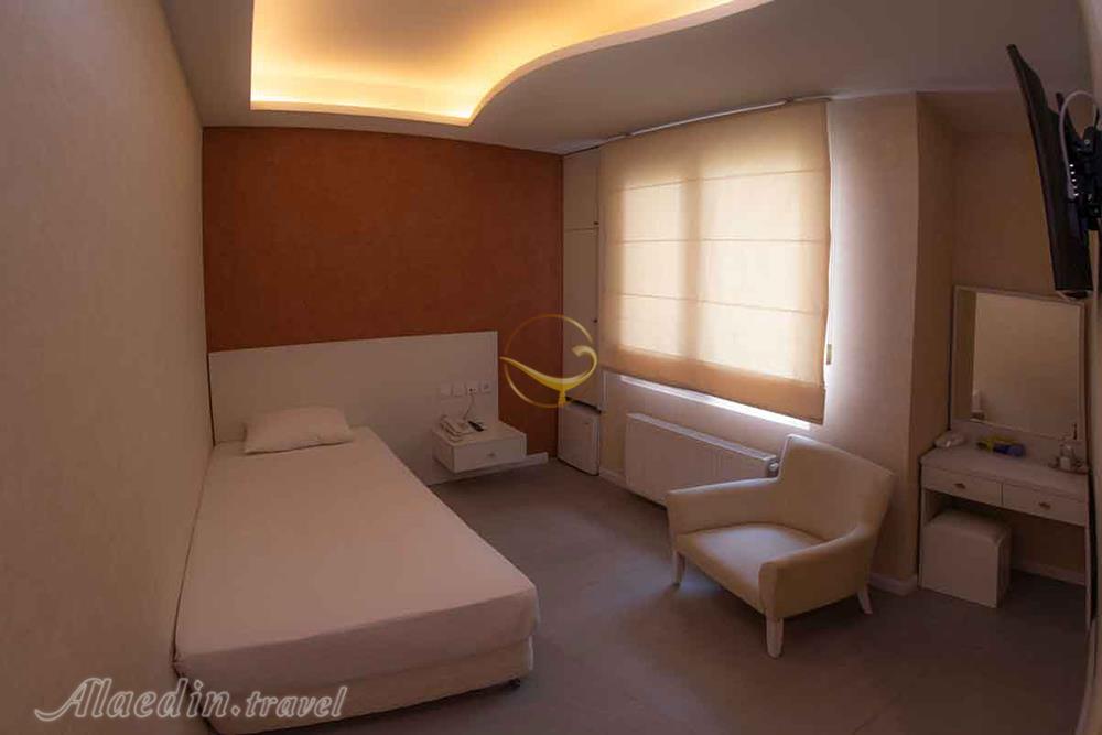 هتل روما تهران | علاءالدین تراول