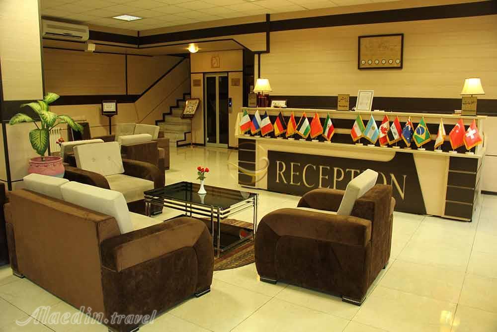 رزرواسیون هتل 3 ستاره ورزرش تهران | علاءالدین تراول