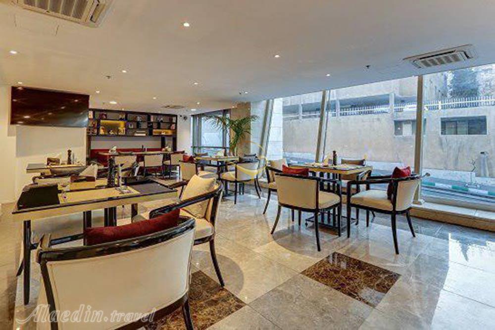 رستوران هتل آپارتمان وزراء تهران | علاءالدین تراول