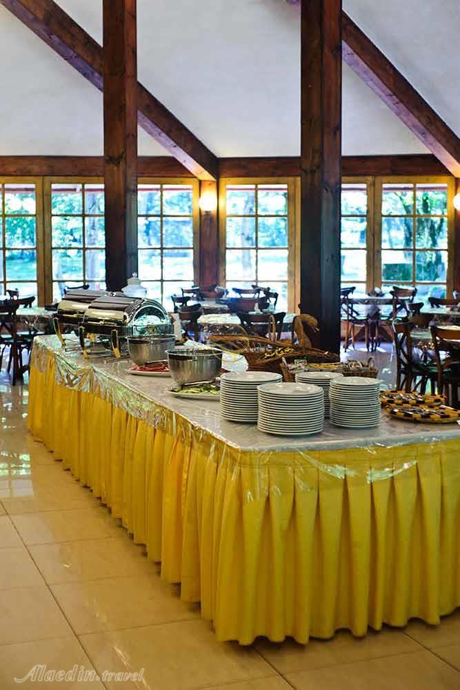 رستوران هتل چهار ستاره چالدره تنکابن | علاءالدین تراول