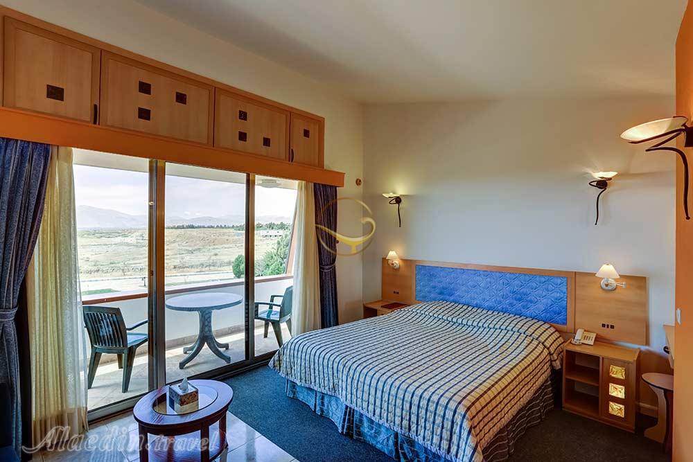 اتاق دبل هتل 5 ستاره هتل دنیز (باری) ارومیه | علاءالدین تراول