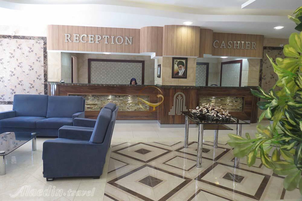 پذیرش هتل ۴ ستاره پارسیان آزادی یاسوج | علاءالدین تراول