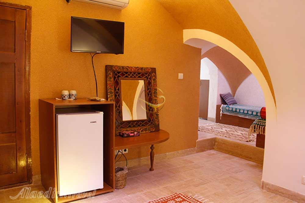 فضای داخل اتاق هتل خانه سه نیک یزد | علاءالدین تراول