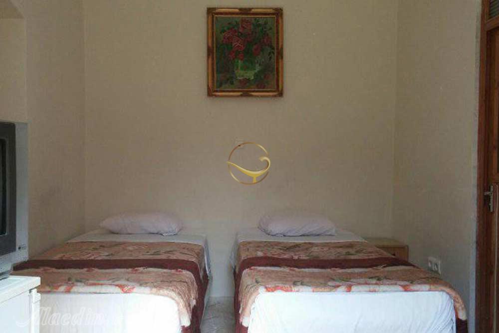 اتاق دو تخته توئین هتل سه ستاره کهن کاشانه یزد | علاءالدین تراول