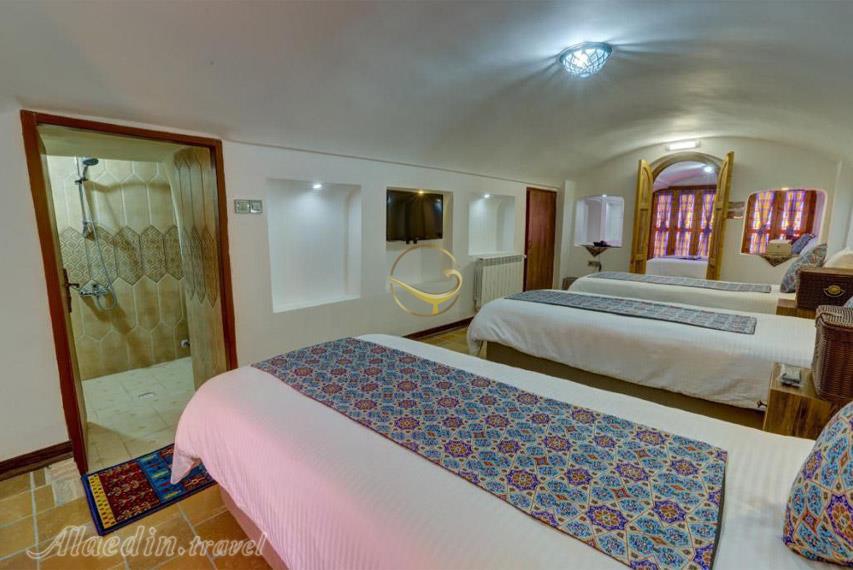 بوتیک هتل مالمیر یزد | علاءالدین تراول