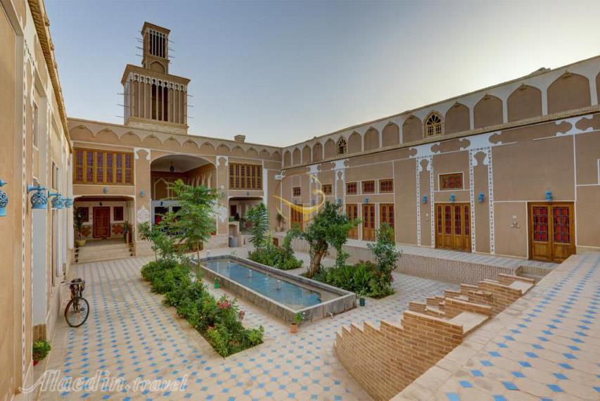 بوتیک هتل مالمیر یزد | علاءالدین تراول