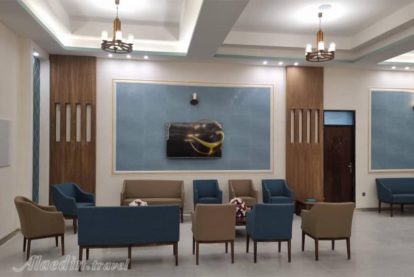 فضای لابی هتل پارسیان آزادی یزد | علاالدین تراول